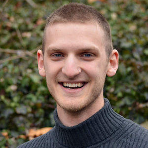 Meet your Posher, Ethan